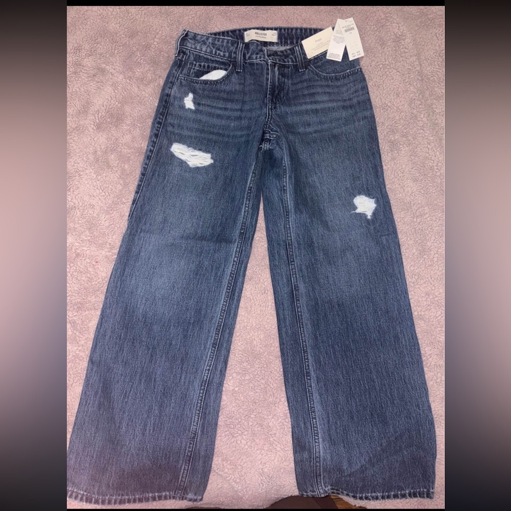 Hollister Low-Rise Baggy Blue Jeans